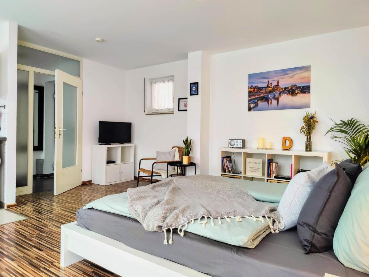 Gemuetliche Ferienwohnung In Ruhiger Lage Dresden Exteriör bild
